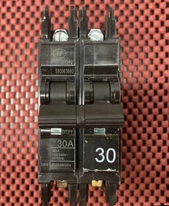 HF 70302BQDx Bolt-On Circuit Breaker 30A 240V 2P 1PH E355778 - Picture 1 of 5