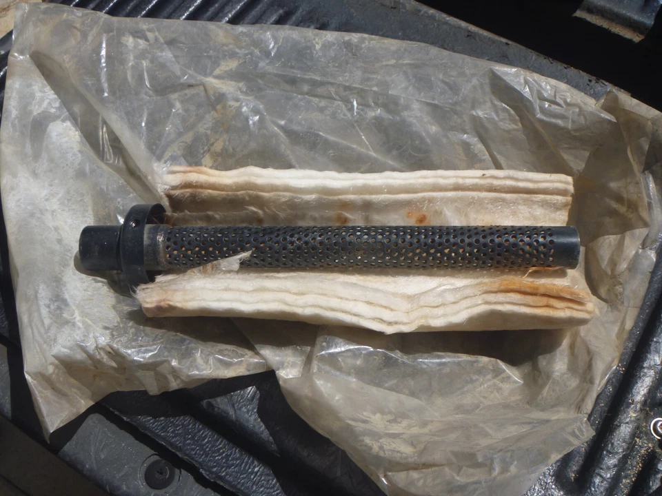 Tubo deflector de escape Kawasaki KX125 KX125E2 1987 49099-1227 NUEVO OEM de colección Foto 1 de 1