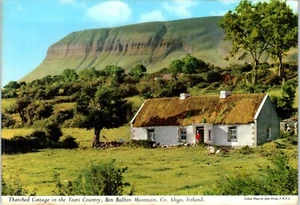 Thatched Cottage in the Yeats Country, Ben Bulben Mtn. Sligo, Ireland Postcard - Picture 1 of 2