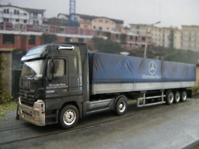 Mercedes Actros - 1:87 Herpa - rimorchio 3 assi, sporcato patinato elaborato  - Immagine 1 di 4