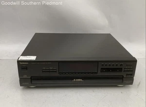 Technics SL-PD687 Compact Disc Changer - Tested - Picture 1 of 7
