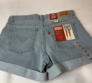 NEW Levi's Youth Girlfriend Adjustable Shorts.  Size 14 - Picture 1 of 7