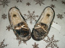 women's camouflage moccasins