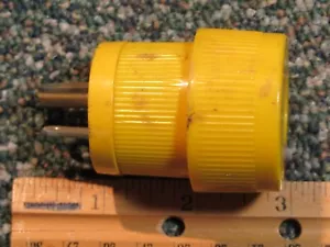 Eagle 15A 125V 3-poliger Twist-Lock runder Stecker - Bild 1 von 4