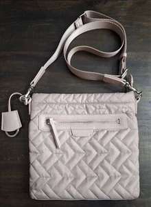 Radley London Finsbury Park Small Quilted Crossbody Bag Dust Pink - Picture 1 of 11