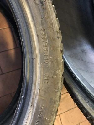 Pneumatici 235 35 19 Michelin All season  - Immagine 1 di 4