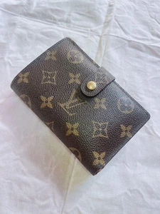 Louis Vuitton Monogram Viennois Bi Fold Wallet - Picture 1 of 7