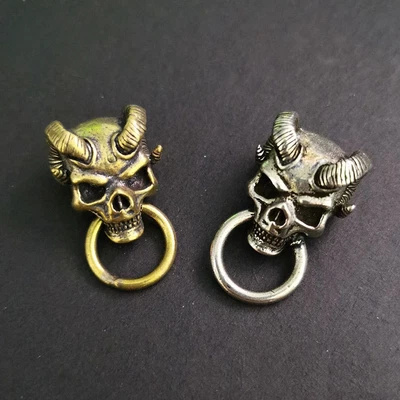 Punk Latón Cuerno de Cabra Calavera Hebilla atornillada Hágalo Usted Mismo Cuero Cinturón Bolso Cartera Cadena Foto 1 de 4