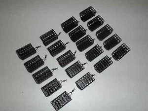 20 x Square Metal swim feeders, Sizes, 10, 15, 20, 25, 30, 40 & 50g. Bargain - Picture 1 of 8
