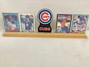 CHICAGO CUBS CARD DISPLAY WITH FOUR BASEBALL CARDS RYNE SANDBURG - Picture 1 of 8