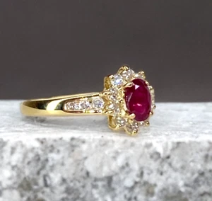 Ruby .60ct & Real Diamond Halo Ring -Solid 18ct Gold - 4grams -Size M 1.2 - BNWT - Picture 1 of 7