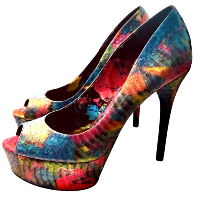 Tacones de plataforma Brian Atwood Bamola multicolor estampado de serpiente punta abierta 8 Foto 1 de 4