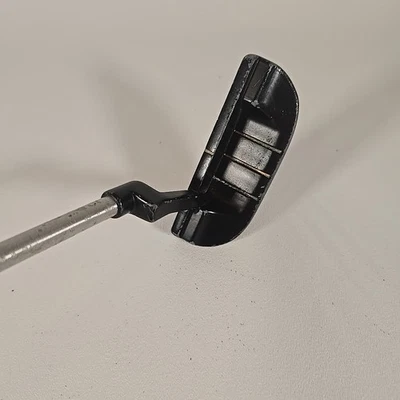 Putter diestro 35” Indiana Pacers eje empuñadura Lamkin Foto 1 de 4