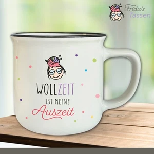 Frida's Tasse #12 Weiß mit Spruch "Wollzeit ist ...″ Motivtasse Vintage 330 ml - Picture 1 of 4
