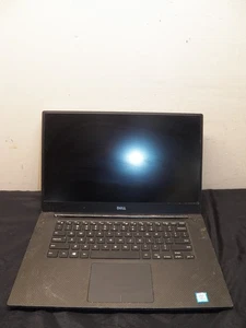 Workstation Dell Precision 5510 15,6 pollici con problema schermo per ricambi - Foto 1 di 23