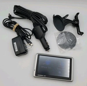 Garmin Nuvi 1300 LM GPS Lifetime Maps Navigation TESTED WORKS - Picture 1 of 4