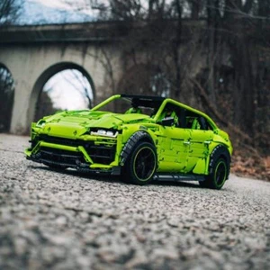 MOC-96212 Supercar Suv Car With Realistic Proportions 4086 Pieces for Ages 11+ - Picture 1 of 5