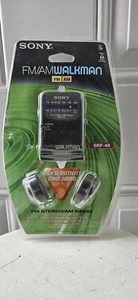 Radio portátil Walkman Sony SRF-49 FM/AM (nueva/sellada/rara) - Imagen 1 de 4
