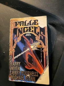 Fallen Angels by Jerry Pournelle, Larry Niven and Michael Flynn (1991, Paperback - Picture 1 of 2