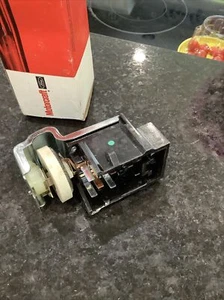 Nos 1989-1990 Ford Thunderbird Head Light Switch E9SZ-11664-A - Picture 1 of 5