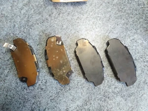 Original HONDA Bremsbeläge Bremsklötze vorne Brake pads disc brake front SET - Picture 1 of 4