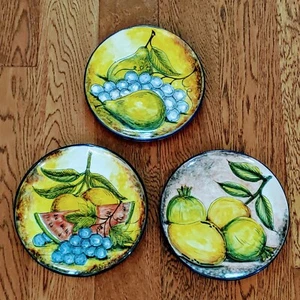 Juego de 3 Platos Mayolica Contreras Pintados a Mano Hechos en México. Usado. - Imagen 1 de 9