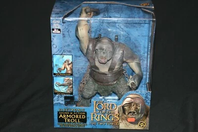 TOY BIZ LORD OF THE RINGS THE TWO TOWERS ELECTRONIC SOUND ARMORDED CAVE TROLL - Image 1 of 4