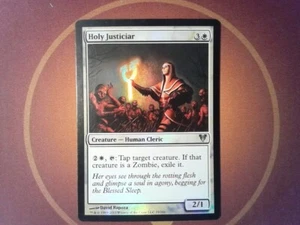 Foil Holy Justiciar - Avacyn Restored - Magic the Gathering white - Picture 1 of 1