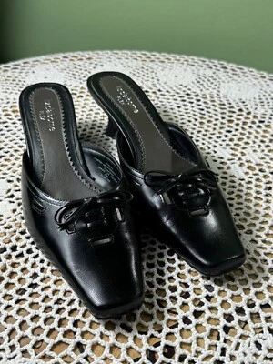 Liz Claiborne Flex Guild 黑色皮革 1.5 英寸高跟鞋穆勒鞋女式 7.5 M 902 — 第 1/4 张图片