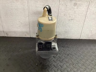 Bomba de dirección eléctrica Mazda 3 2008-2013 fabricante de equipos originales con depósito 2 enchufes JJ30100238C Foto 1 de 4