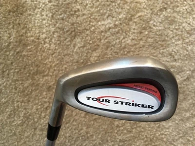 Entrenador Tour Striker para zurdos hierro regular grafito (35,75”) buen estado*** Foto 1 de 4