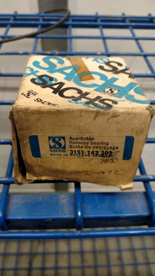 SACHS 3151142202 CLUTCH RELEASE BEARING - Image 1 of 1