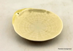 Belleek Yellow Shell Butter Dish/Tray NWT 6th mark 1965-80 - Picture 1 of 5