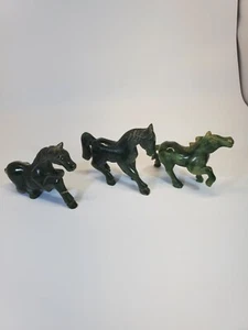 SET VINTAGE VERDE SCURO DI 3 CAVALLI COME GIADA. avuto riparazione - Foto 1 di 14