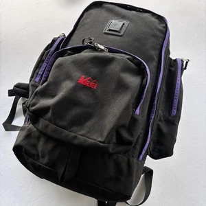 Vintage REI Black Purple Trim Backpack Costa Rica Made Hiking Camping Pack - Picture 1 of 13