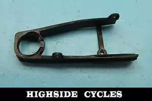 948A 04-05 SUZUKI GSXR600 REAR SWINGARM ARM CHAIN TOUCH DEFENSE BUFFER GUARD - Bild 1 von 9