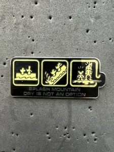 Prendedor Disney Ride Panels Splash Mountain Dry 2004 no es una opción (Mickey Goofy) - Imagen 1 de 2