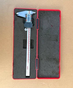 Spi 11-963-6 ABSOLUTE Digital Caliper - Picture 1 of 6