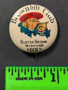 Prendedor Pinback Zapatos Marrón Buster Vintage - Imagen 1 de 2