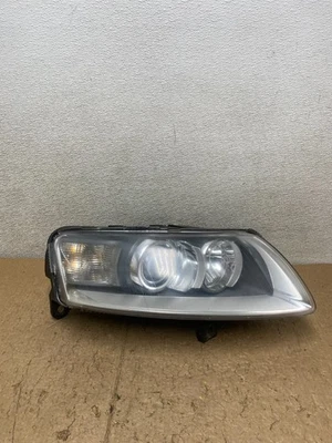 2005 至 2008 年奥迪 A6 右乘客侧车头灯氙气高强度放电原始设备制造商 V4447 DW — 第 1/4 张图片