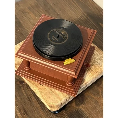 Фонограф American Girl Rebecca частичный набор ИГРАЕТ МУЗЫКУ! - Изображение 1 из 4