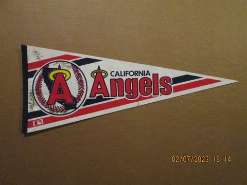 MLB California Angels Vintage Circa 1992 Halo Autographed Team Logo Pennant Cover
