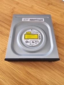 LG Internal Super Multi Drive SATA 24x DVD CD +/-R & RW DL Disc Burner GH24NSC0 - Photo 1/2