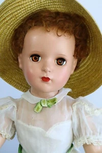 Bambola Alexander MARY MARTIN 1949 17" plastica dura con vestito etichettato Sud Pacifico - Foto 1 di 18