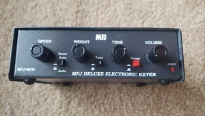 MFJ Deluxe Electronic Keyer MFJ-407D Model LOOK TESTED! - Picture 1 of 6