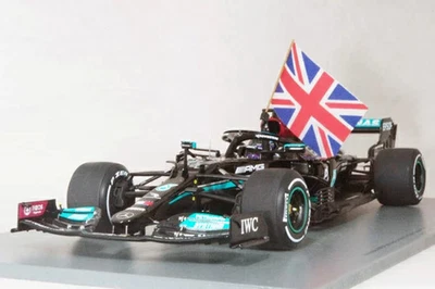 Spark 1/18 Mercedes AMG F1 W12 E Performance Lewis Hamilton 2021 British GP Winn - Immagine 1 di 3
