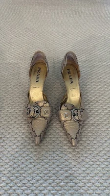 Prada小猫高跟鞋 — 第 1/4 张图片