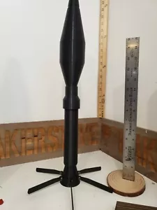 Cohete LAW 66 mm M72 impreso en 3D sin terminar - Falso - TODO plástico - Cosplay - Imagen 1 de 7