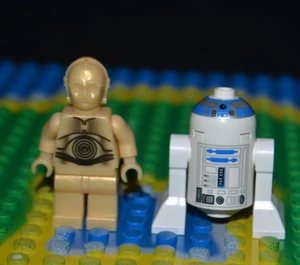 Classic Vintage LEGO Star Wars Minifigure Lot R2-D2 & C-3PO - Picture 1 of 4