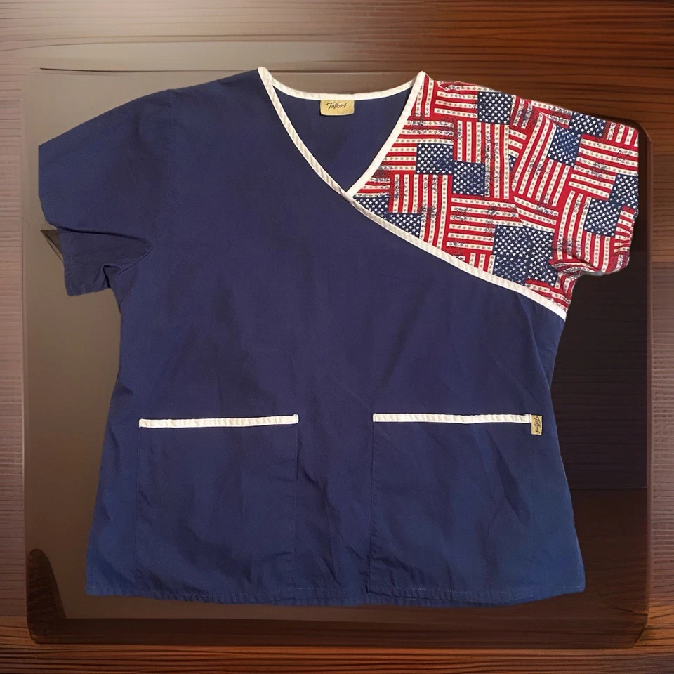 Blusa Médica Tafford Para Mujer Talla XL Bandera Americana Manga Cuello en V Bolsillos Foto 1 de 4
